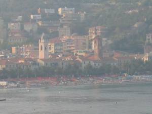 Xtrallusion photo library of independent, self-guided walking and sightseeing holidays in Italy. Pictures, images, photos and photographs taken along the way of this 1-day walking itinerary, to give you a visual impression of the day's walk.